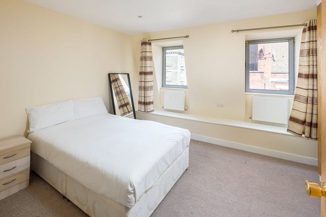 326 Edgware Road, London photo 5