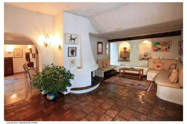 Villa for sale in Menton, Menton, Cap Martin Area, French Riviera