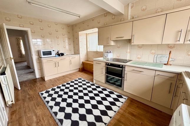 133, Dee Road, Deeside photo 3