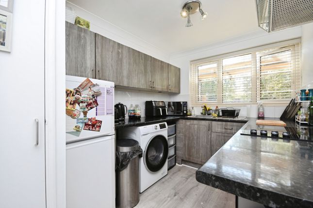 96, Ramshaw Drive, Chelmsford photo 2