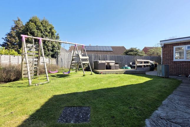 29, Farley Avenue, Harbury photo 2