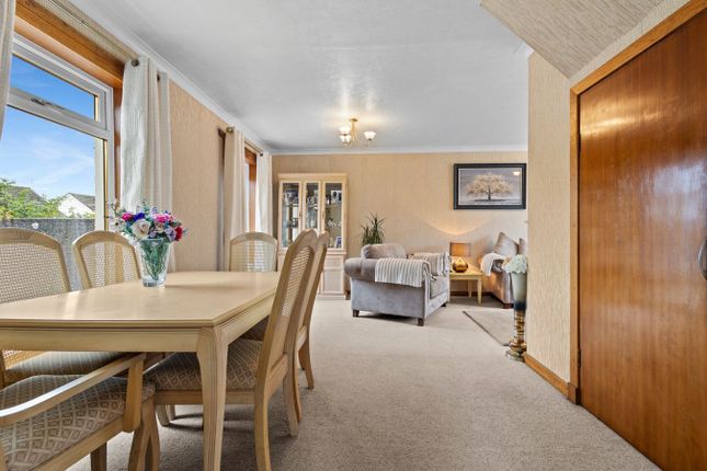 4, Simons Crescent, Kilmarnock photo 4