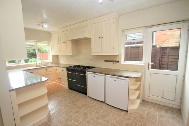 Thumbnail Semi-detached house to rent in 32 Penyston Road, Maidenhead, Berkshire
