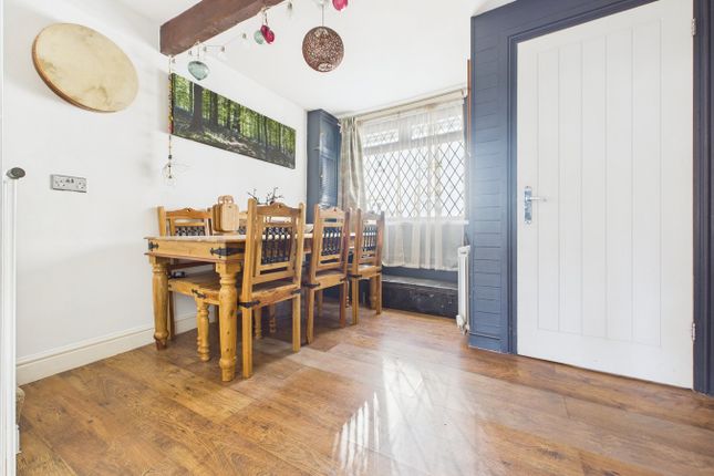 81, Oxford Street, Burnham-on-Sea photo 4