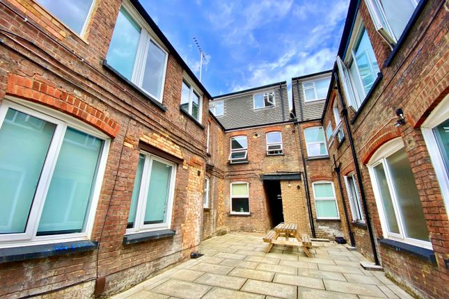 Block of flats for sale in Reginald Street, Luton