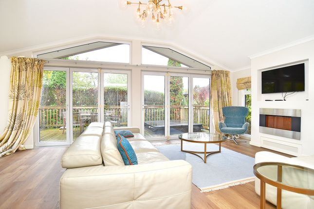 Huntingdale Lodge, Repton Green, Harrogate photo 2