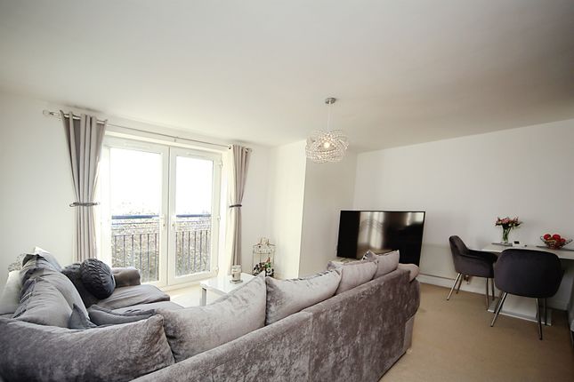 Flat for sale in Mount Pleasant, Batchley, Redditch