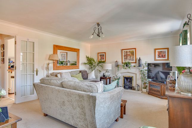 39, Baynard Avenue, Dunmow photo 2
