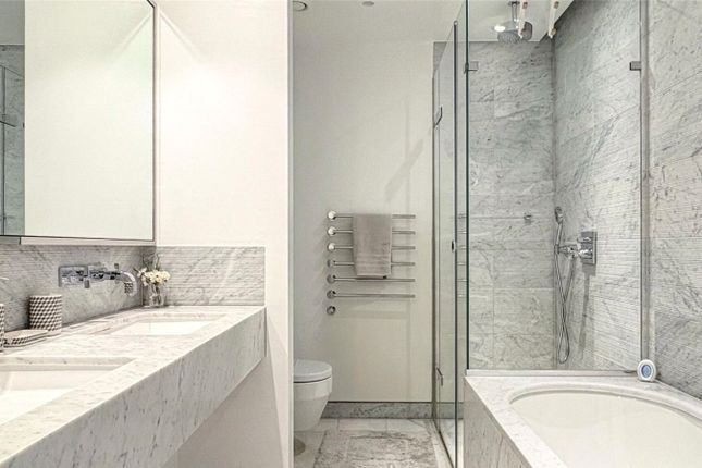 Apartment 102, 200 Queensway, photo 4