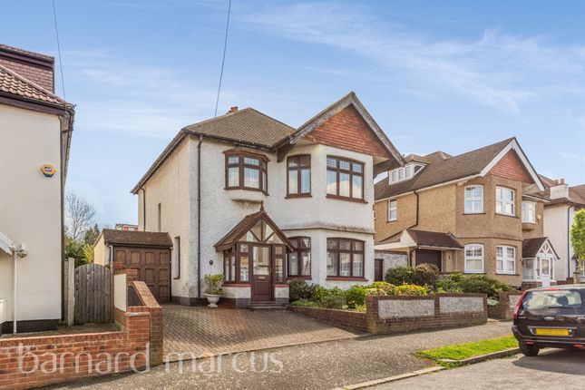Thumbnail End terrace house for sale in Kendall Avenue South, Sanderstead, South Croydon
