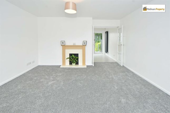 34, Golborn Avenue, Stoke-On-Trent photo 4
