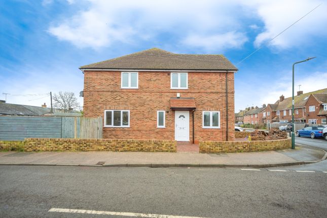 Thumbnail Semi-detached house for sale in Grayne Avenue, Rochester, Kent
