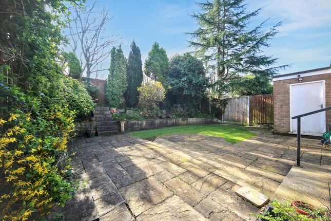 4 Cambrian Crescent, Wigan photo 3