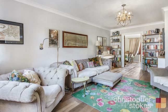45 Palmers Way, Cheshunt, Hertfordshire photo 3