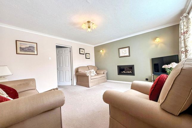 29, Glenholme Close, Washington photo 3