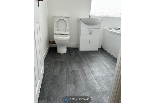 Ashton Road East, Failsworth, Manchester photo 4