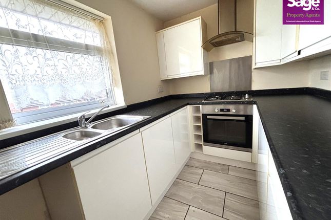 33, Aspen Way, Newport photo 4