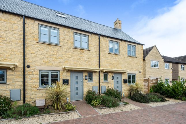 Thumbnail Terraced house for sale in Burford Road, Lechlade, Gloucestershire