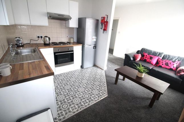 3 Bedroom To Let On Spurgeon Street