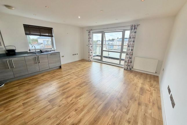 Flat 13, 1, Snowdrop Mews, Pinner photo 2