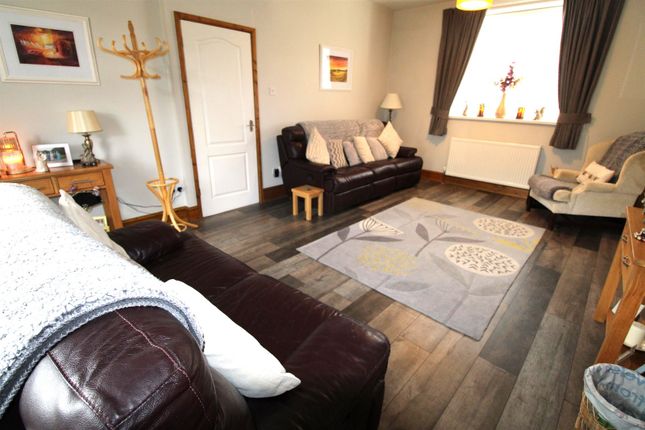 38, Dunraven Place, Bridgend photo 3