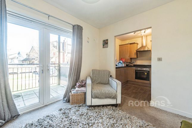 Maple House, Mapledurham Drive, Reading photo 2