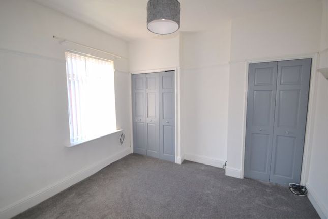 Terraced house to rent in Kingsford Street, Salford