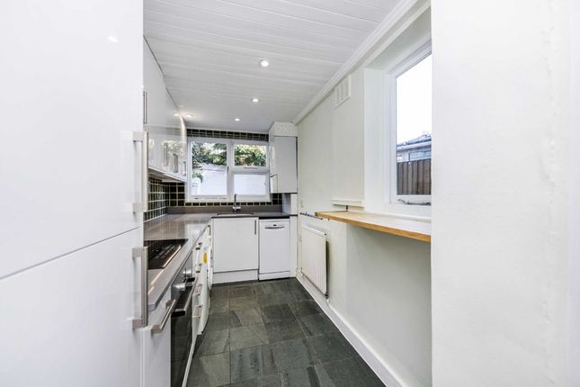 Property to rent in Fortess Grove, London