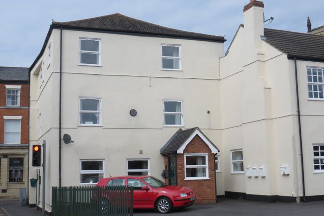 Flat to rent in Elwes Street, Brigg
