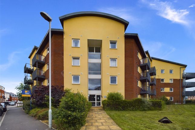 Thumbnail Flat to rent in Longhorn Avenue, Gloucester, Gloucestershire