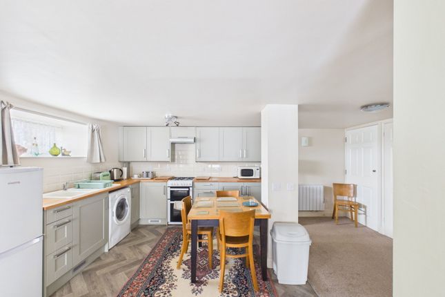 Parkvale Court, 55,Apartment 1, High Street, Whitby photo 4