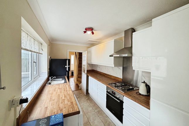 24, Fitzroy Street, Cardiff photo 5
