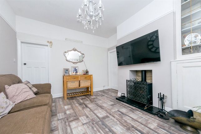 1, Oxford Road, Batley photo 3