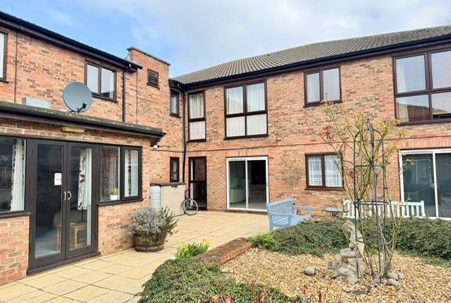 Thumbnail Flat to rent in Woodley Court, Godmanchester