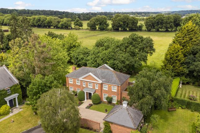 5 Manor Wood Gate photo 2