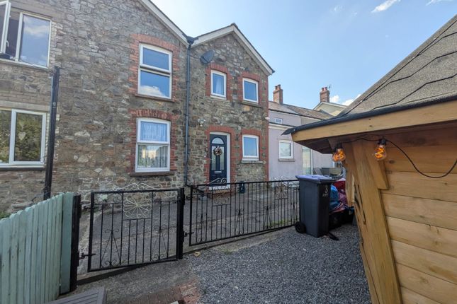 3, Kears Row, Pontypool photo 2
