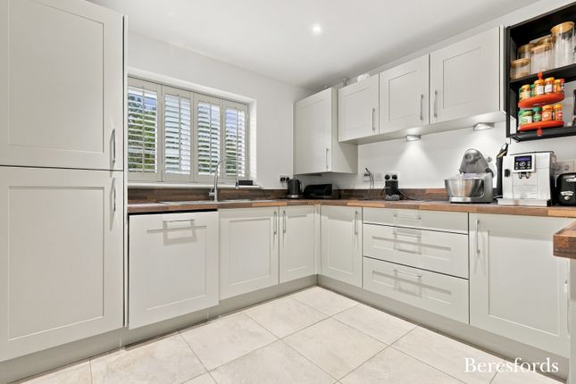 22, Flemming Way, Essex photo 3