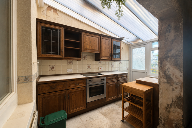 70, Treharne Street, Pentre photo 5