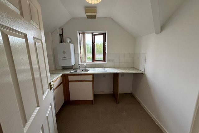 Flat 7, Francis Court, Throop Road, Bournemouth photo 3