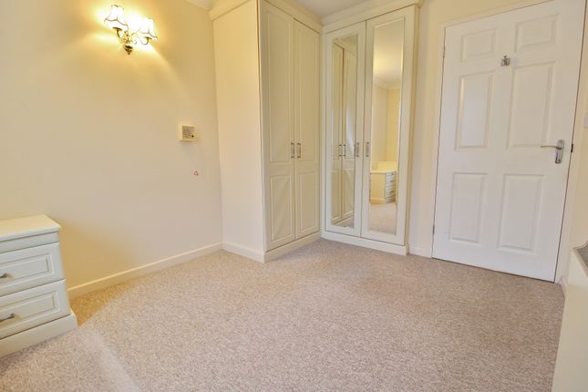 16 Homesea House, Green Road, Southsea photo 3