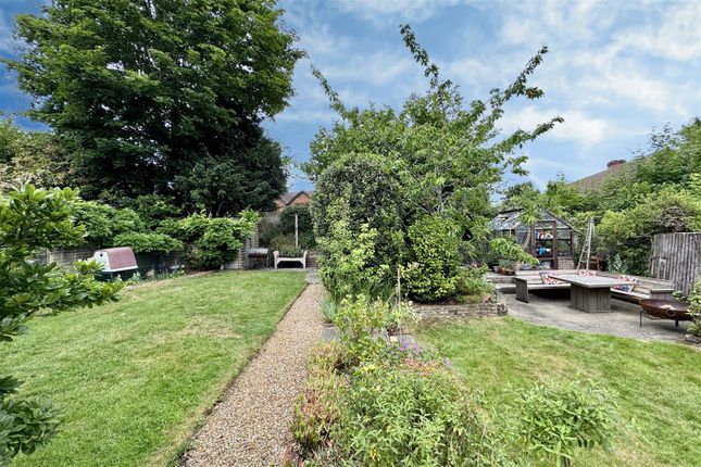 Jasmine Cottage, 10, Quarry Hill, Godalming photo 2