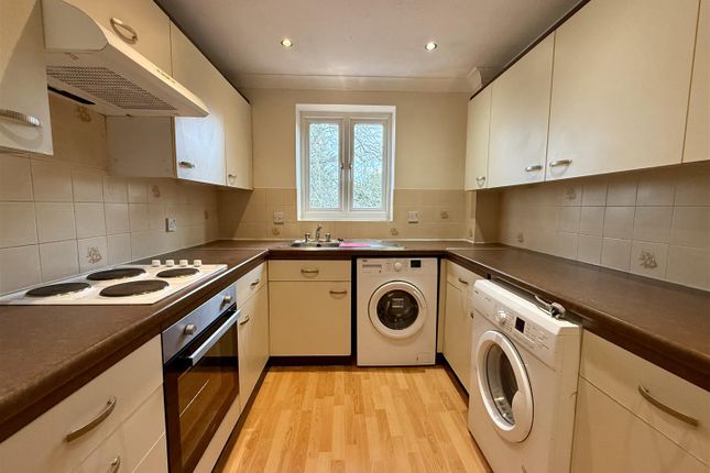 5, Thornfield Green, Blackwater photo 4