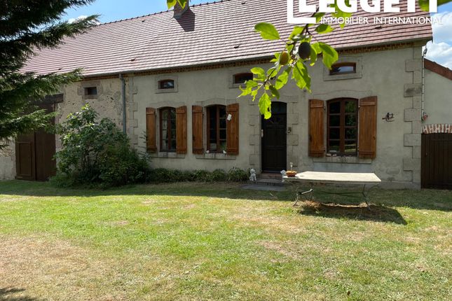 Villa for sale in Hyds, Allier, Auvergne-Rhône-Alpes