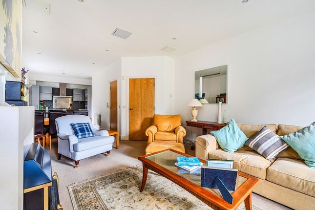 Apt 3, The Ridgeway, Tunbridge Wells photo 3
