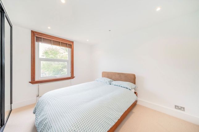First Floor Flat, 131, Saltram Crescent, Maida Vale photo 4