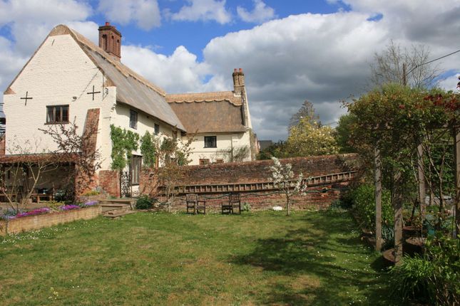 OAKLANDS FARMHOUSE, Norwich Road, Norwich photo 4
