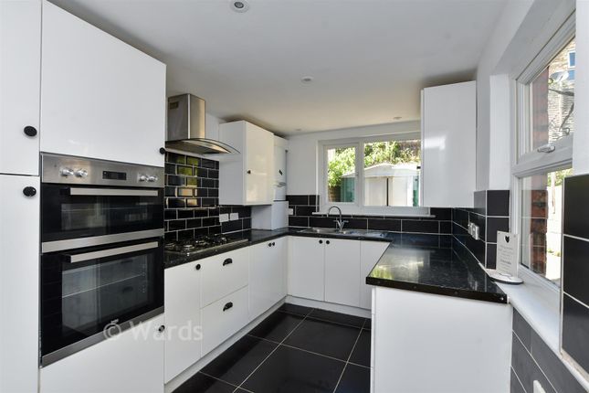 21, Linden Crescent, Folkestone photo 4