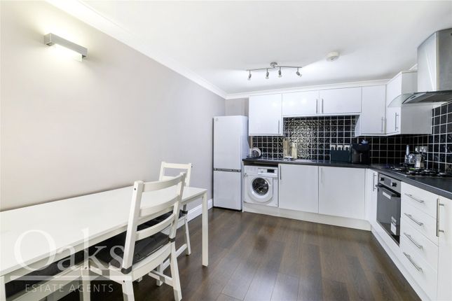 2 Spring Apartments, 15, Addiscombe Grove, Surrey photo 4