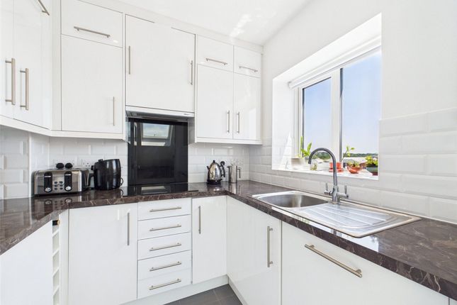 Apt 22, Atlantic Rise Crooklets Road, Bude photo 3