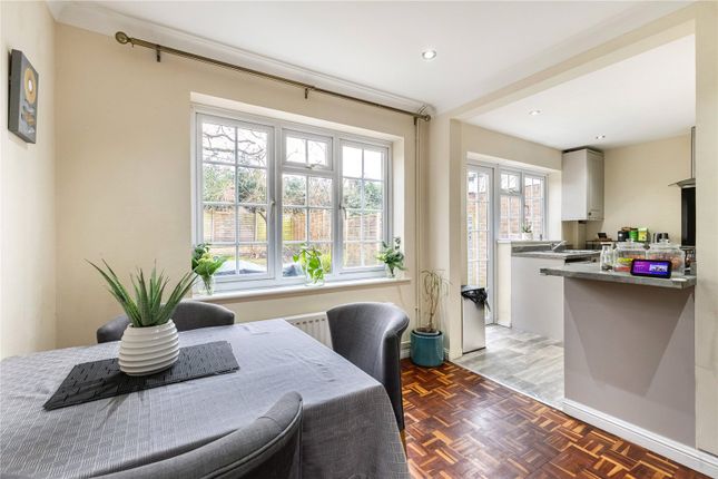 Lilliput House, 28, Atfield Grove, Surrey photo 4